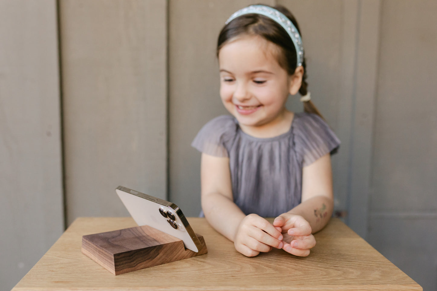 Phone / iPad Stand