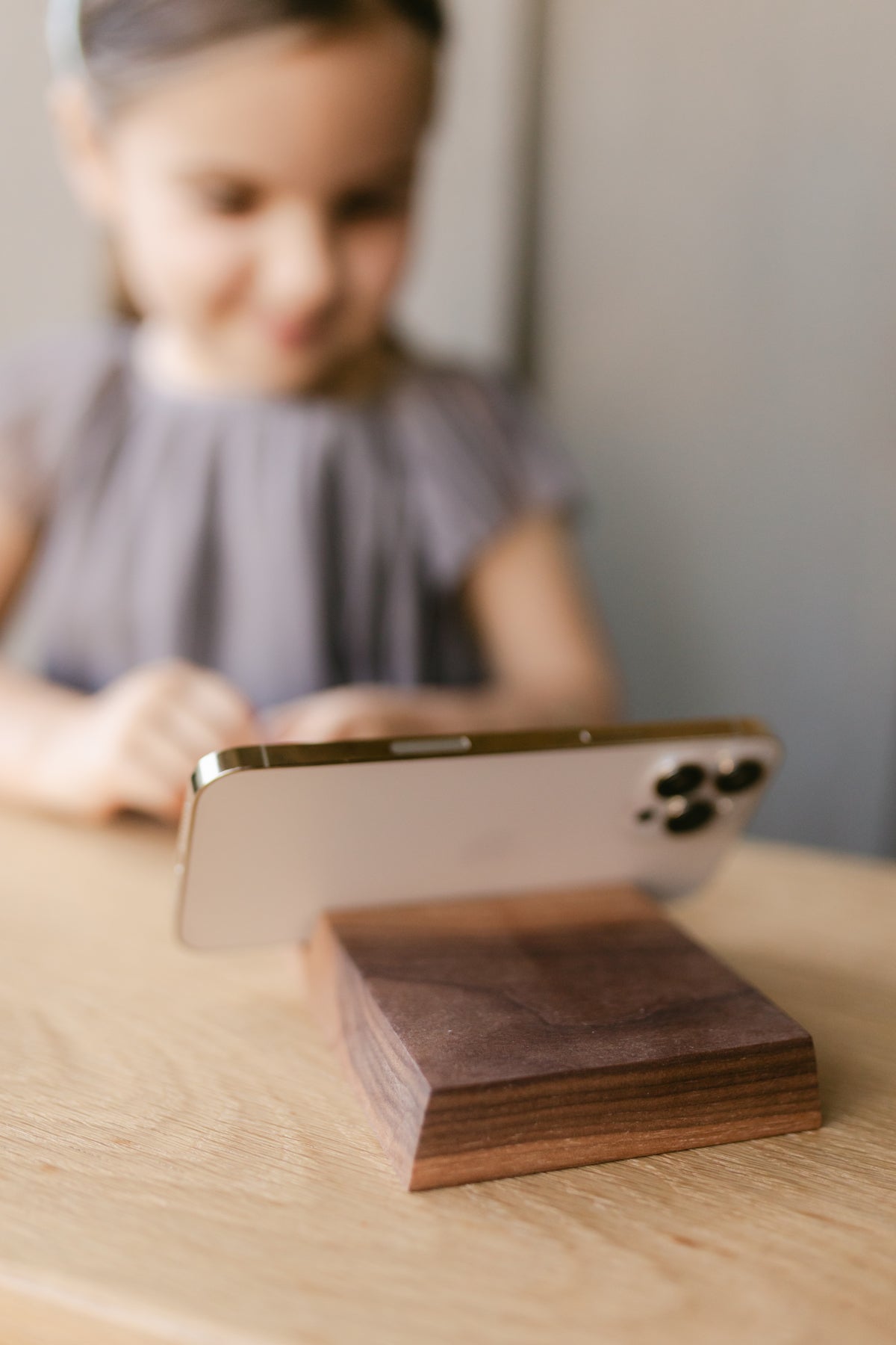 Phone / iPad Stand