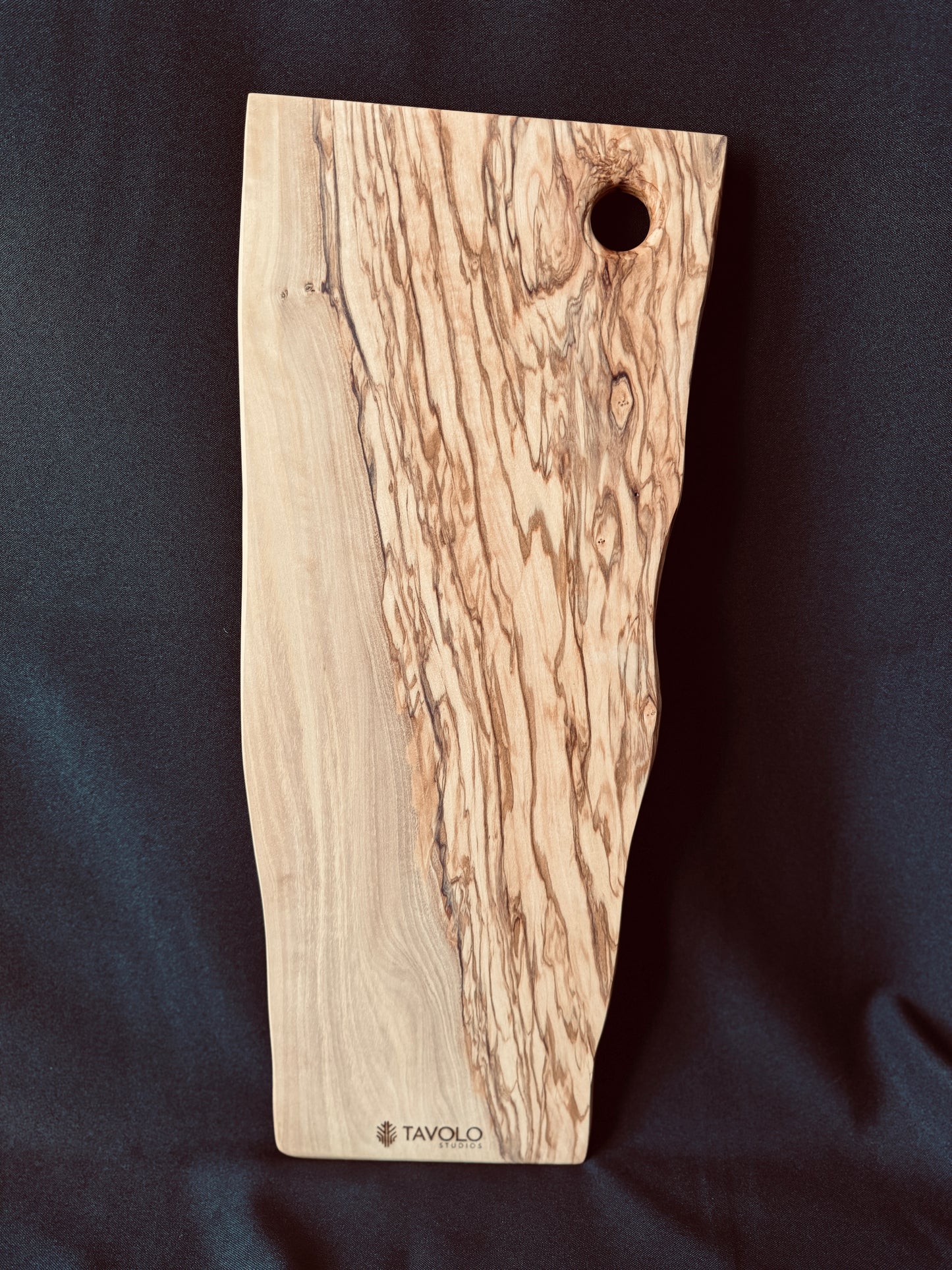 Olive Wood Serving Board — No. 01